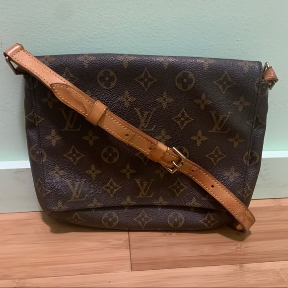 Louis Vuitton Musette Tango Vintage Bag - Picture 2 of 16